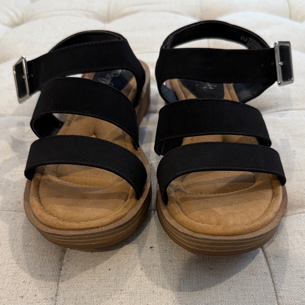 Chic Black Sandals for Women